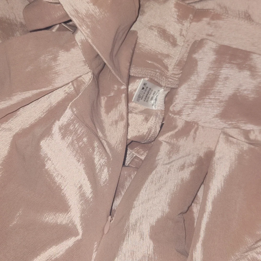 Haute Monde Blush High-Low Skirt - Picture 4 of 7